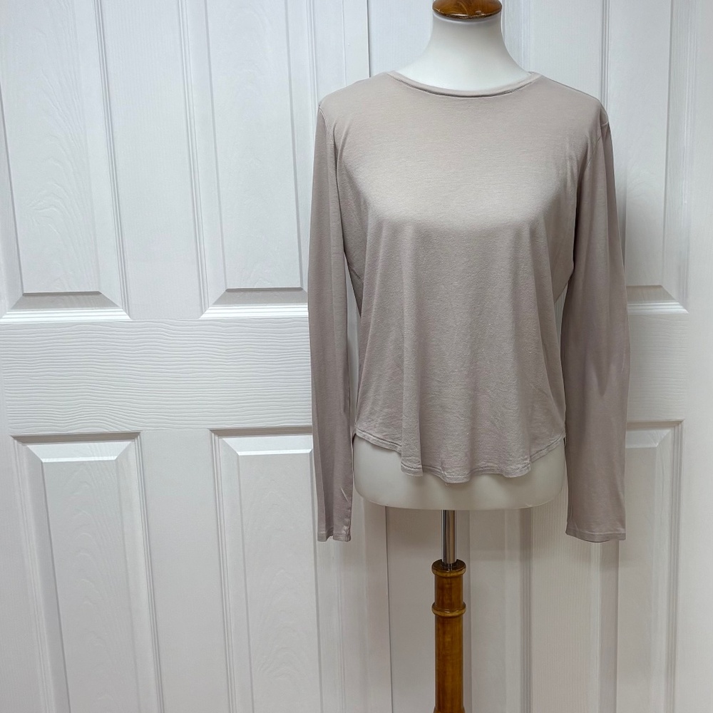VINCE Little Boy Long Sleeve Crew Neck Top - Size S.